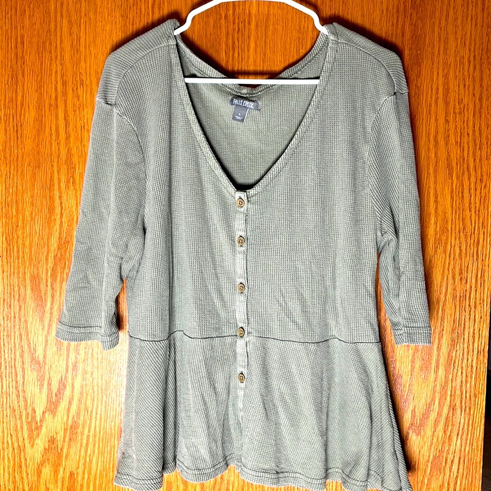 Women’s 3/4 sleeve top